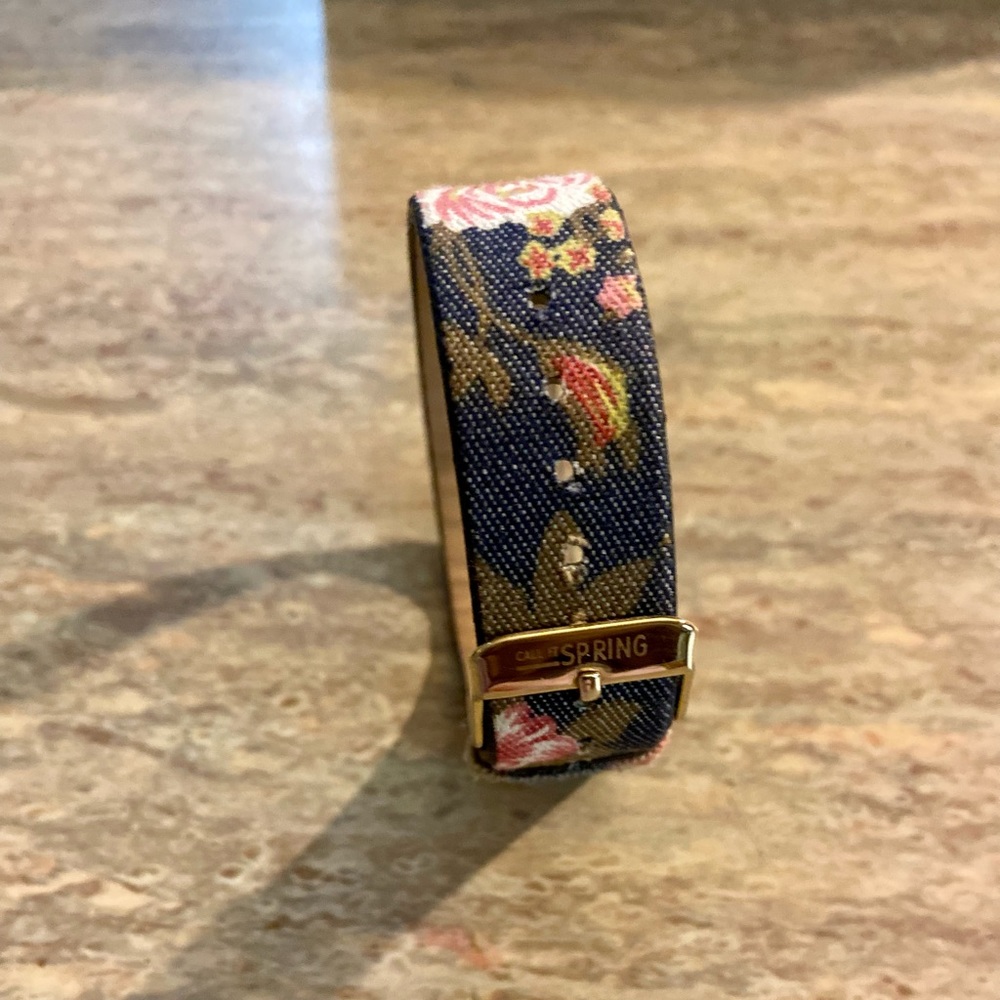 Call it Spring floral bracelet